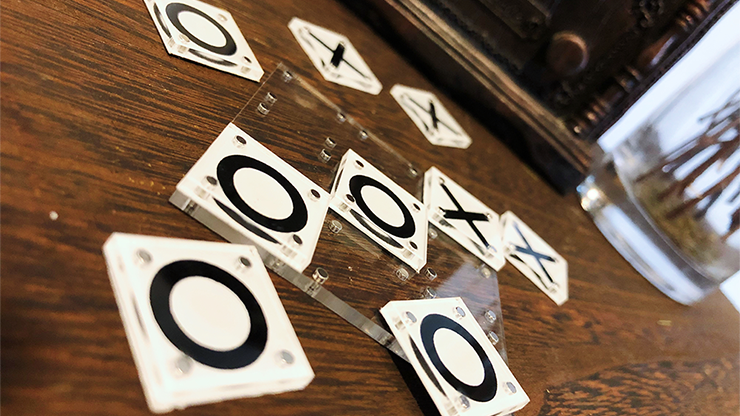 Tic Tac Toe Mini - Bond Lee and Kai-Fu Wang - The Online Magic Store