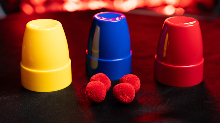 CUPS AND BALLS (Gimmicks and Instructions)
