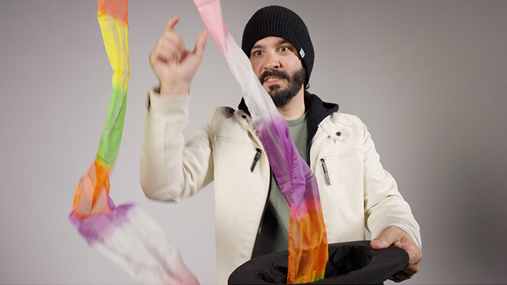 PRO SILK COLOSSAL RAINBOW STREAMER 33 foot X 18 inch