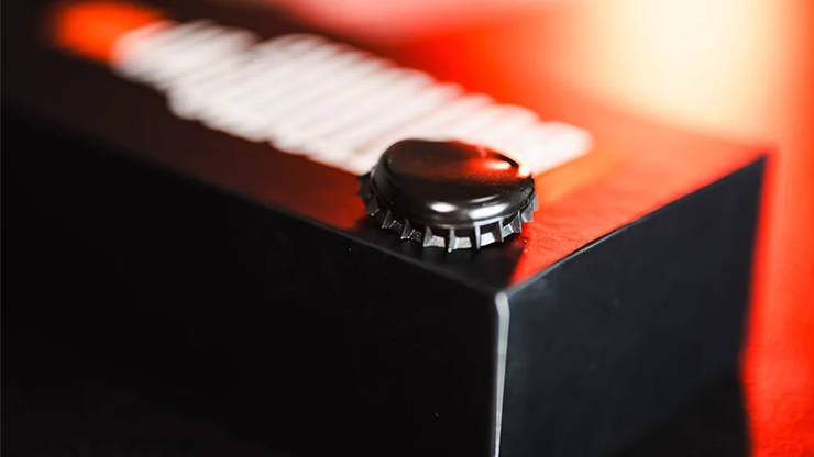 Bottom's Up - Tobias Dostal - The Online Magic Store