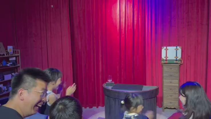 WingsMagic Presents: Fantastic Microphone
